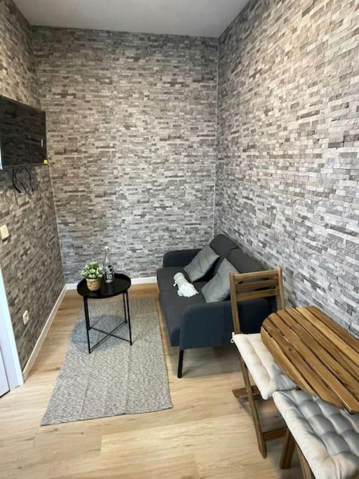 Juan Pantoja, Apartamento Para 2 En Metro Alvarado Madrid Buitenkant foto